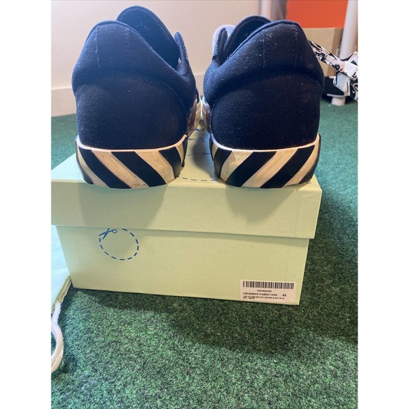 Off White c/o Virgil Abloh Black and White Vulcanized Sneaker Men's 11 US 44 EU - Picture 5 of 6